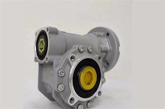 紡織行業(yè)專用減速機 (2).jpg